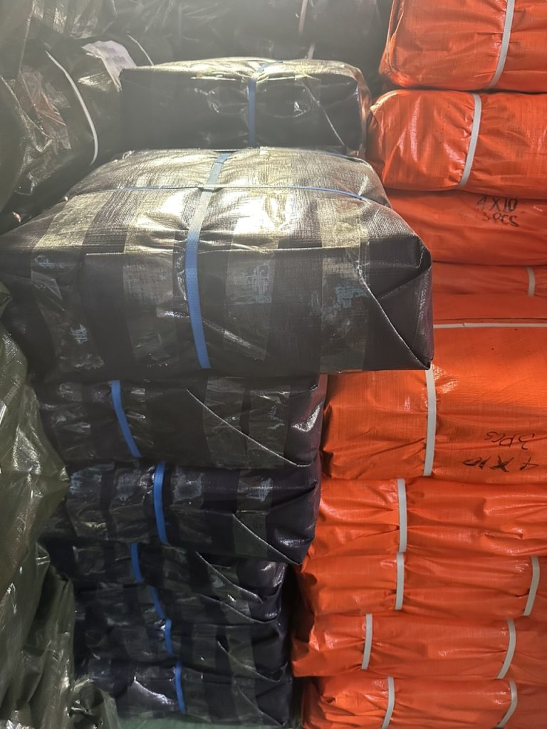 Xưởng gia công bạt khổ lớn theo yêu cầu: Quy trình từ đo đạc đến thành phẩm 12 z5228262139428 fd4e73b610b8aa5b03401b214f8c0fb2