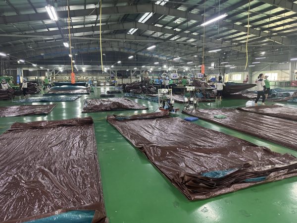 Nhà máy sản xuất bạt 2 da Hàn Quốc