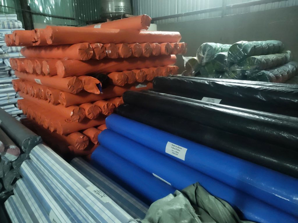 Bạt Che Tàu Thuyền & Phủ Hàng Hóa Khổ Lớn: Giải Pháp Kháng Mặn Vượt Trội Từ Bạt Nhựa Hàn Quốc 10 z5829592057381 df0e1967d7c5fd320fc51e98dedb82cb