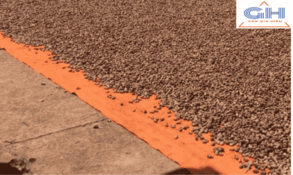 Bạt Che Nắng Mưa Cho Khu Vực Miền Trung: Giải Pháp Chống Chịu Thời Tiết Khắc Nghiệt 7 BAT GIA HIEU 997 x 596 px 3 1